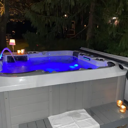 Privatunterkunft L'hirondelle Du Faubourg Saudemont