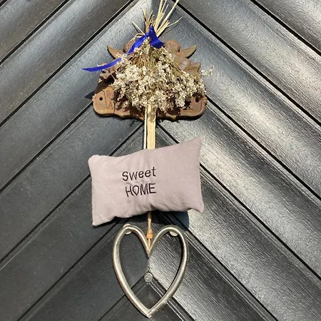 L'hirondelle Du Faubourg Saudemont