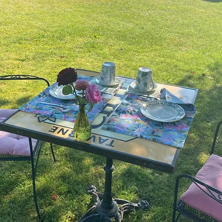 Privat bolig L'hirondelle Du Faubourg Saudemont