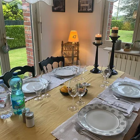 L'hirondelle Du Faubourg Privat bolig Saudemont