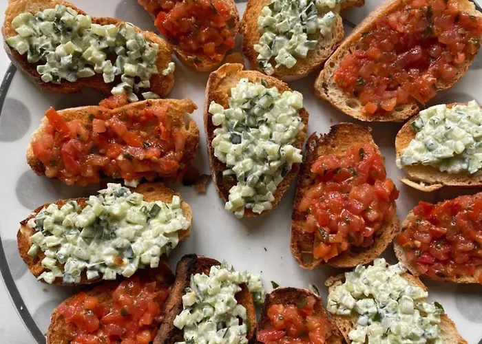 L'hirondelle Du Faubourg