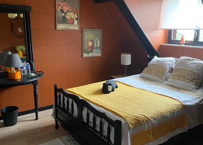 Alloggio in famiglia L'hirondelle Du Faubourg Saudemont