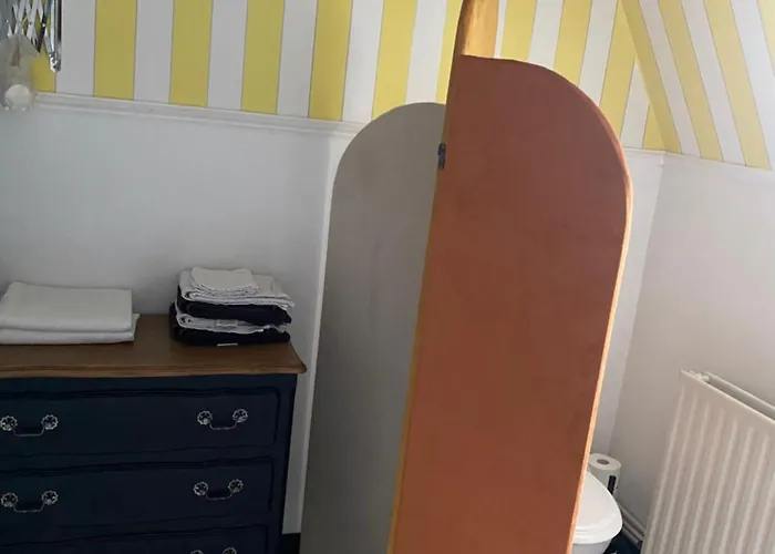 L'hirondelle Du Faubourg Alloggio in famiglia Saudemont